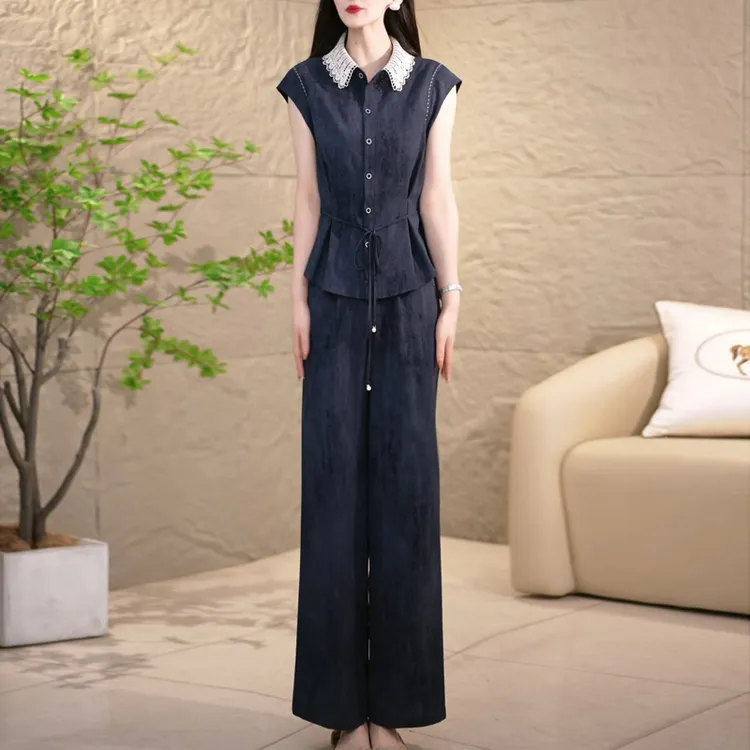 设计感时尚套装女夏季新款洋气蕾丝翻领无袖上衣阔腿裤收腰两件套