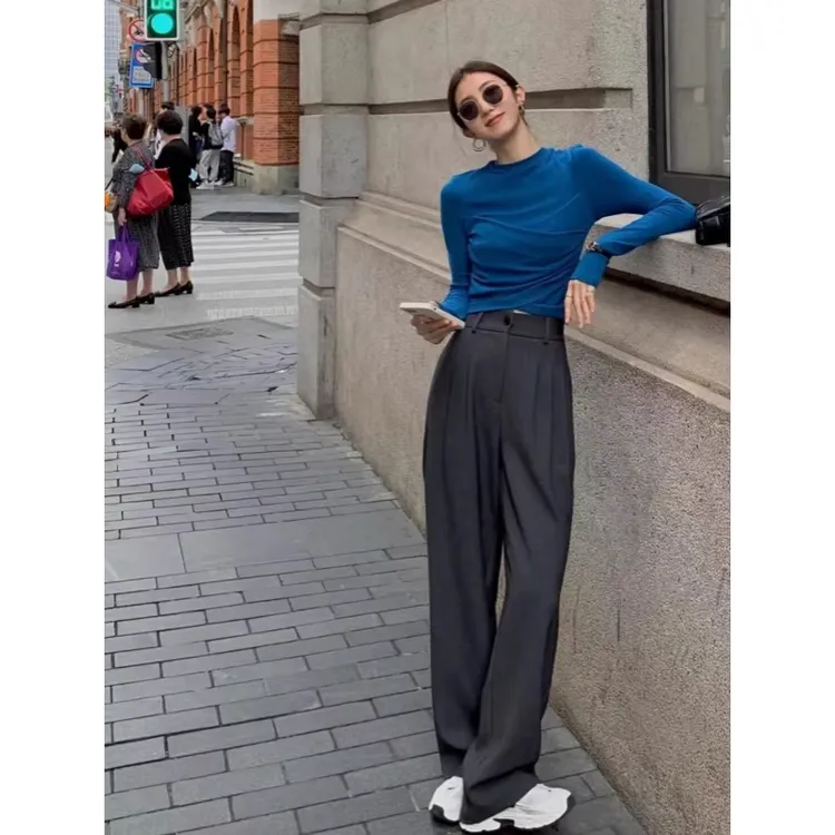 秋冬搭配一整套时尚蓝色修身长袖打底上衣女2026宽松西装裤套装