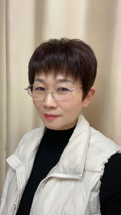 1一542直发 锯齿刘海经典减龄妈妈款短发