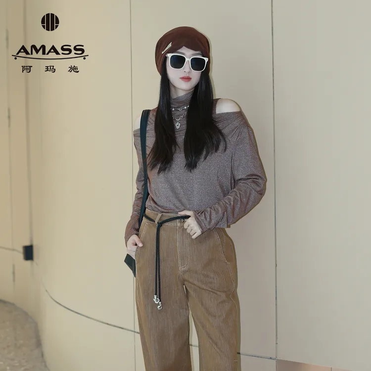 阿玛施AMASS早秋半高领背心叠穿一字露肩长袖T恤两件套装5301086