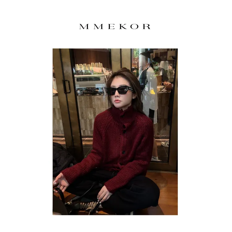 MMEKOR“北欧热恋”毛衣 2025新款秋款摩登街头百搭上衣 30712