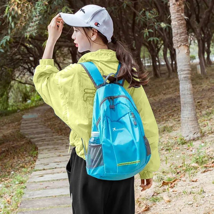 新款户外运动双肩包防水可折叠登山包男女学生补课书包皮肤包