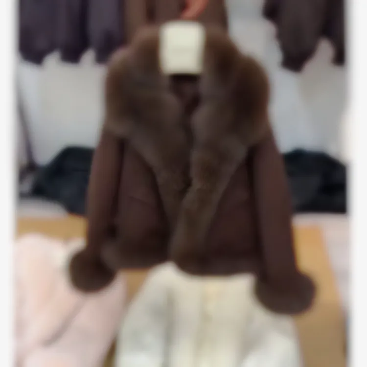 减龄气质冬季时尚潮流百搭精品女装