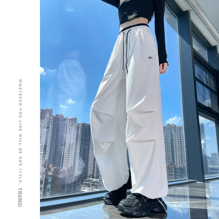 美式工装裤女速干冲锋2025新款夏季薄款休闲白色酷飒风运动阔腿裤