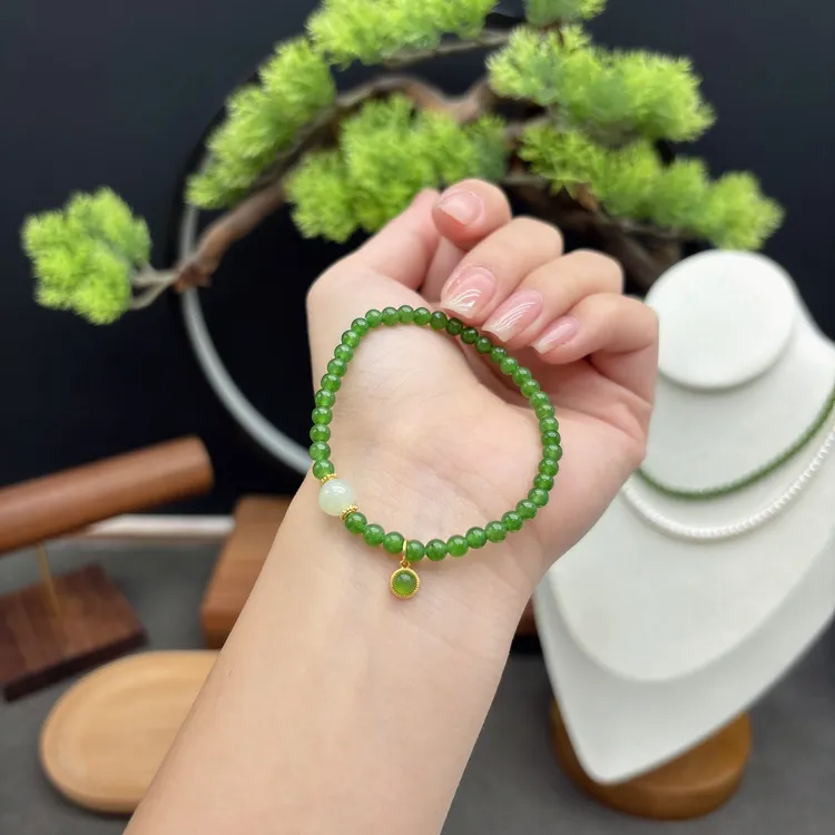 单圈和田玉碧玉4MM搭配圆珠路路通圆形蛋面吊坠手串带黑点Y134129