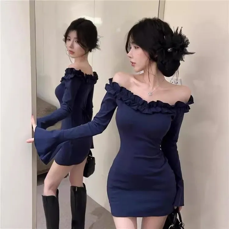 秋冬一字肩连衣裙纯欲辣妹收腰褶皱荷叶边高级御姐深蓝包臀抹胸裙