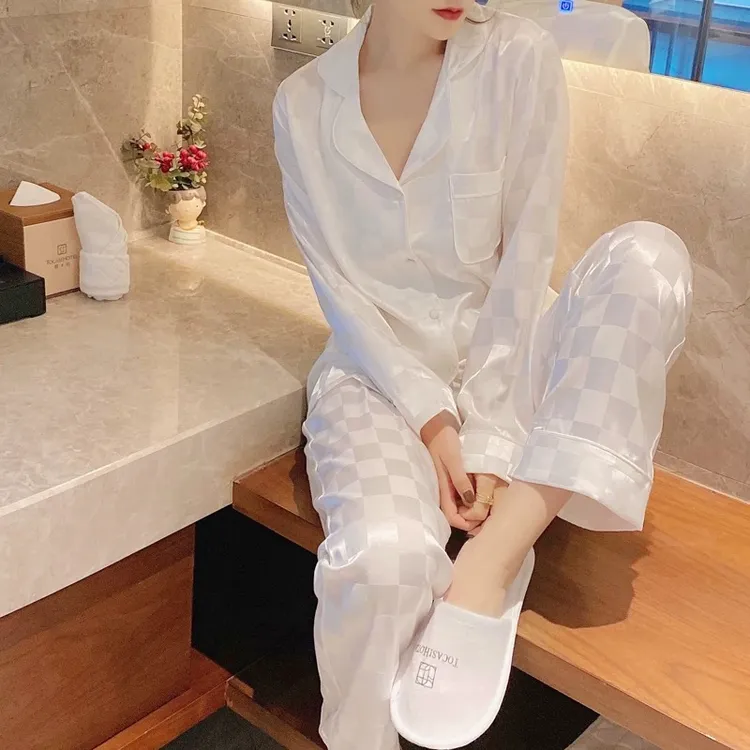 白色格子春夏季冰丝凉感睡衣家居服女士爆款新款2025外穿长袖套装