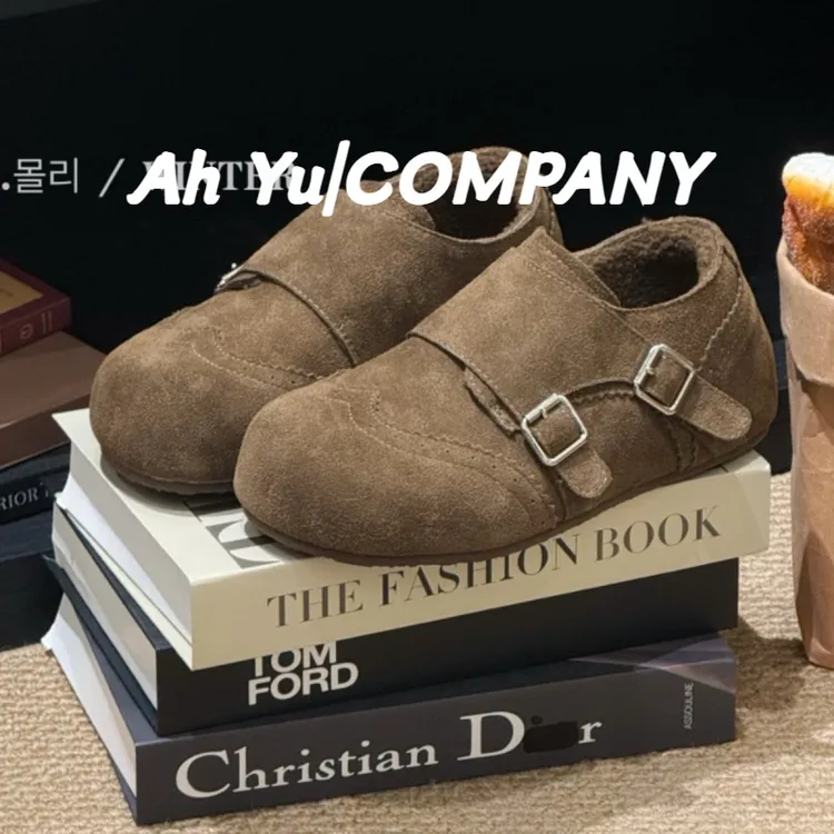 韩版绒面复古皮带扣加绒勃肯鞋女2025冬款厚底加绒休闲懒人乐福鞋