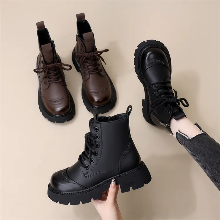 2025秋冬纯色加绒款马丁靴女厚底增高皮靴圆头显瘦系带时尚短靴子