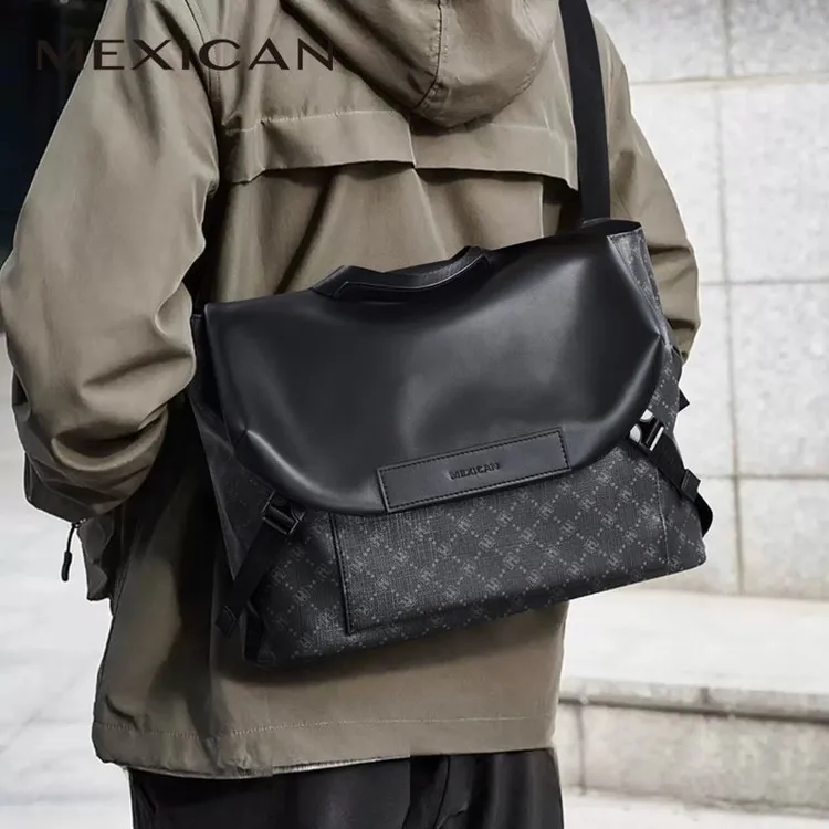 香港潮牌男士斜挎包街头潮流时尚大容量骑行胸包外出便携包美式