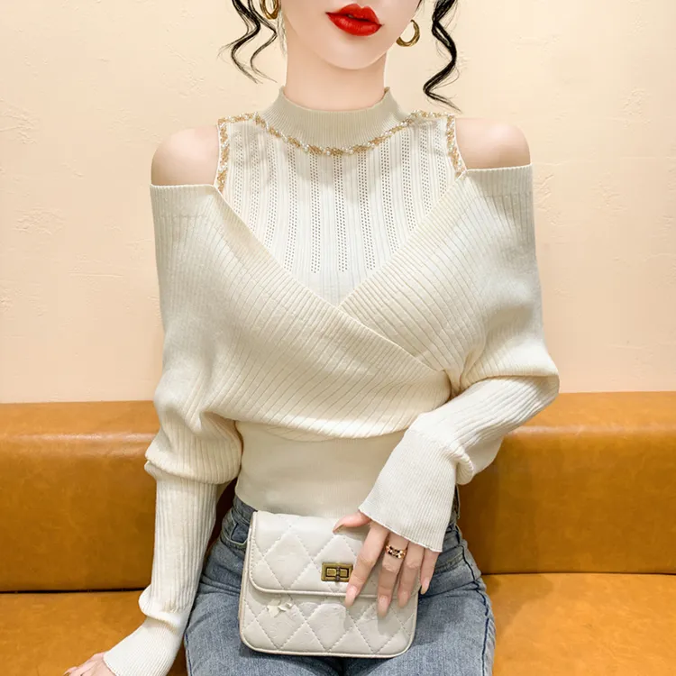 杏色钉珠露肩半高领针织衫女秋冬新款不规则套头设计感气质毛衣