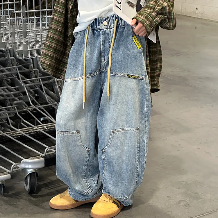 男童牛仔裤子春秋款2025新款中大儿童春装男孩炸街痞帅风休闲长裤