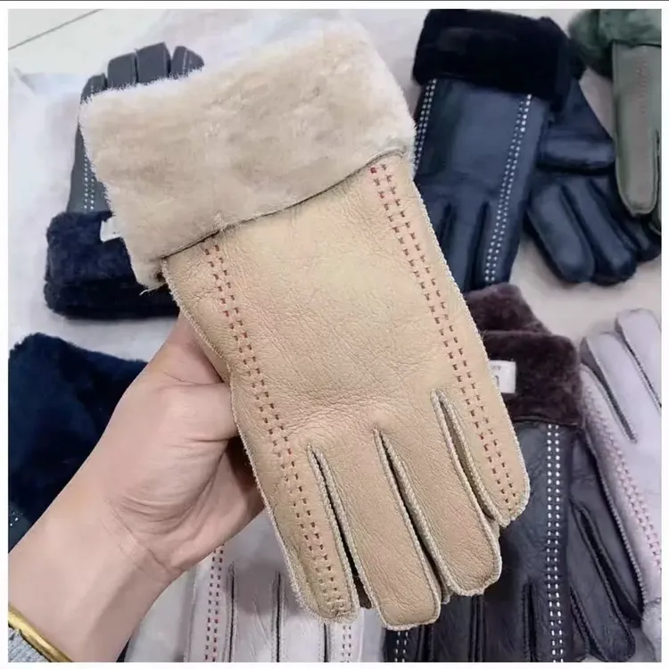 羊皮毛一体翻毛女款保暖手套