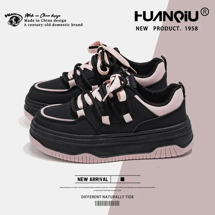 环球黑粉板鞋2025新款甜酷学生校园风小众休闲鞋ins百搭潮流鞋子