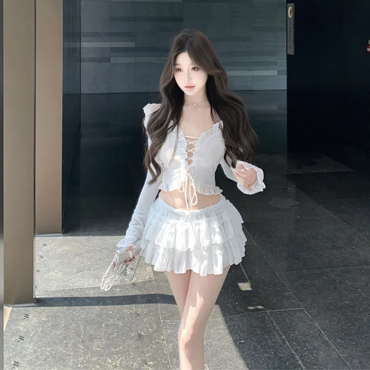 初恋情书 夏季新款气质白色系带开衫上衣辣妹蕾丝花边a字短裙套装