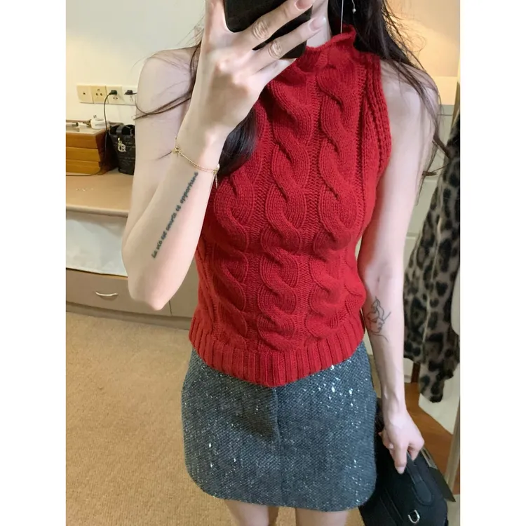 复古深灰半高领无袖针织背心女秋冬慵懒时髦修身绞花叠穿坎肩上衣