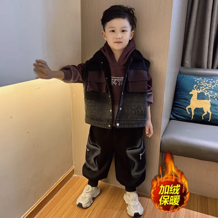 儿童加绒套装2025新款男童卫衣卫裤小男孩冬季保暖加厚马甲三件套