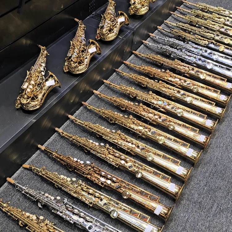 萨克斯乐器降e调中音萨克斯降b调高音萨克斯次中音萨克斯初学演奏