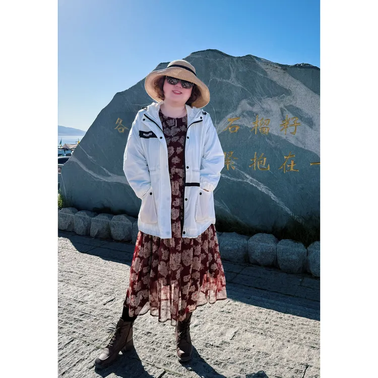 金雀绫【诗和远方】时尚新款爆款防风冲锋衣外套SZA1T058