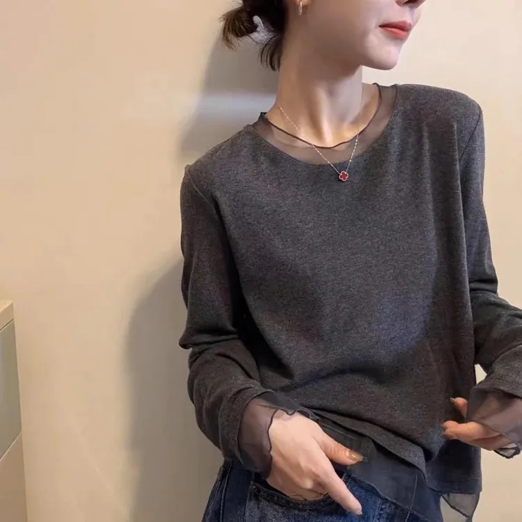 【现货】韩版显瘦圆领长袖T恤打底衫女秋季时尚百搭弹力休闲上衣