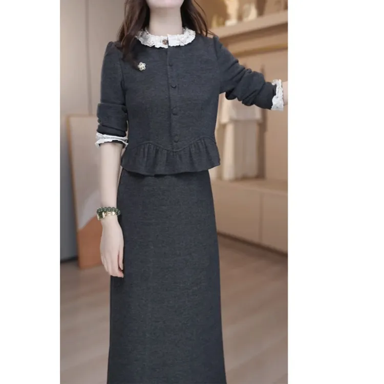 【连衣裙】冬季新款假两件花边领时尚气质复古法式显瘦小香风连衣裙
