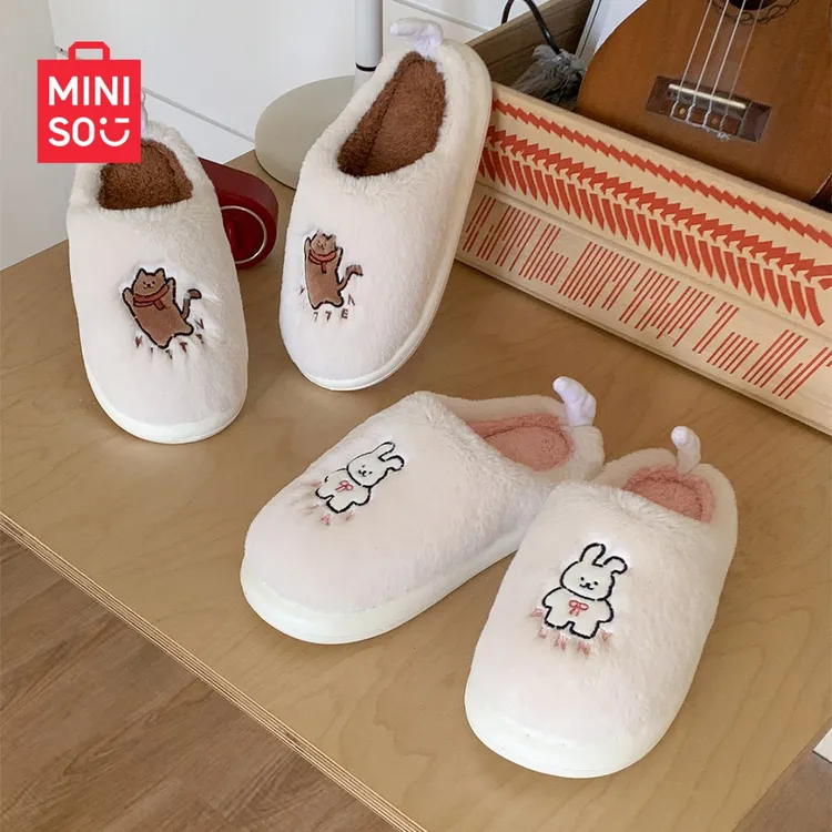 MINISO/名创优品2025新款爆款刺绣小熊棉拖秋冬款情侣家居保暖EVA