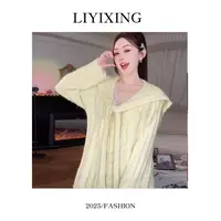 【李易行】【甜桃手信】羊毛棉混纺手工花朵拼狐狸毛海军领毛衣