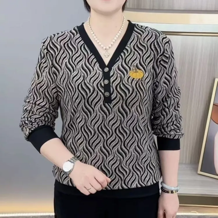 秋季新款时尚V领波浪纹中老年气质妈妈装显瘦百搭长袖上衣H911