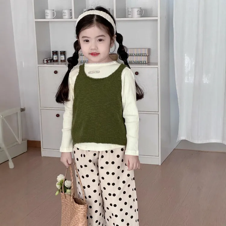 女童韩版套装2025春季新款儿童洋气毛衣长袖内搭中小童长裤三件套