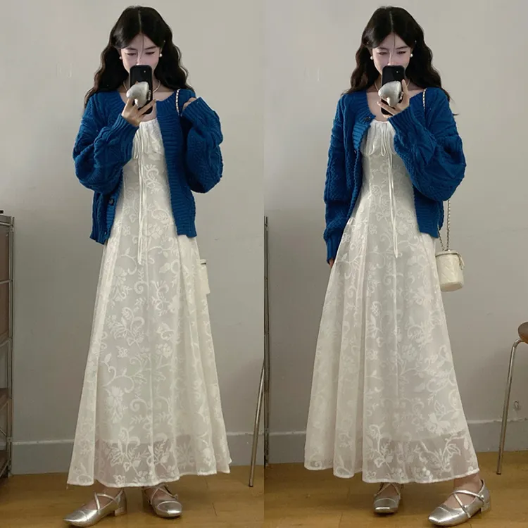 大码【一眼吸睛】秋冬氛围感吊带连衣裙+复古麻花针织毛衣外套装女