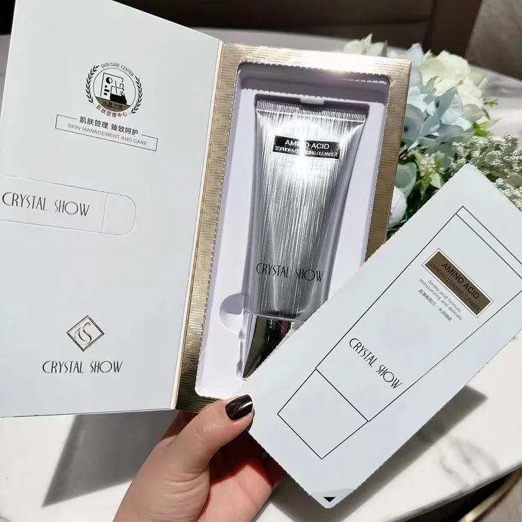 水晶之绣氨基酸苦参净澈洗面奶