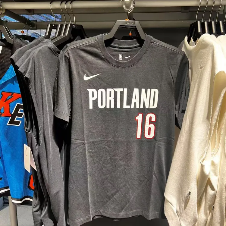 Nike耐克杨瀚森开拓者队球迷T恤波特兰客场宽松短袖 IV0566-015