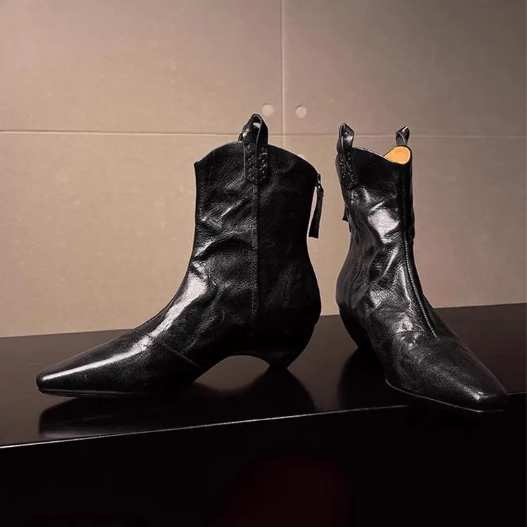 WANSSENY秋冬新款方头坡跟复古褶皱西部靴百搭后拉链粗跟短靴女