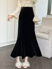 24年秋冬气质修身法式高级感丝绒鱼尾半身长裙