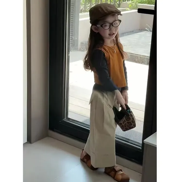 女宝韩系叠穿穿搭套装秋季2025新款儿童洋气背心打底衫阔腿裤三件