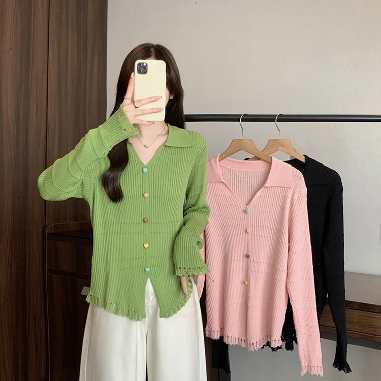 2025秋装新款胖mm大码女彩虹爱心纽扣流苏花边针织上衣71949
