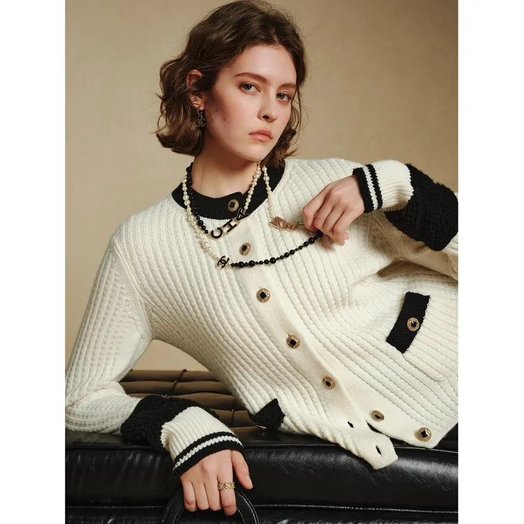 小岛微风“气质显瘦”小香重工加厚设计感拼色羊绒羊毛开衫MYWS002