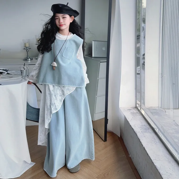 女童秋装新款松弛感叠穿不规则白色蕾丝裙牛仔马甲阔腿裤三件套