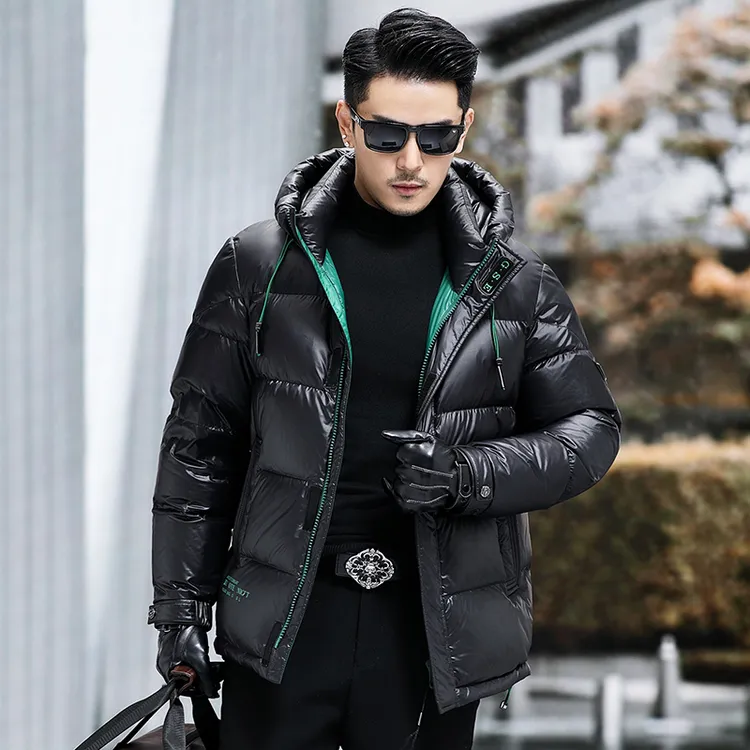 施摩瓦戈加厚羽绒服男亮面免洗冬季时尚潮流防寒冬装连帽短款外套