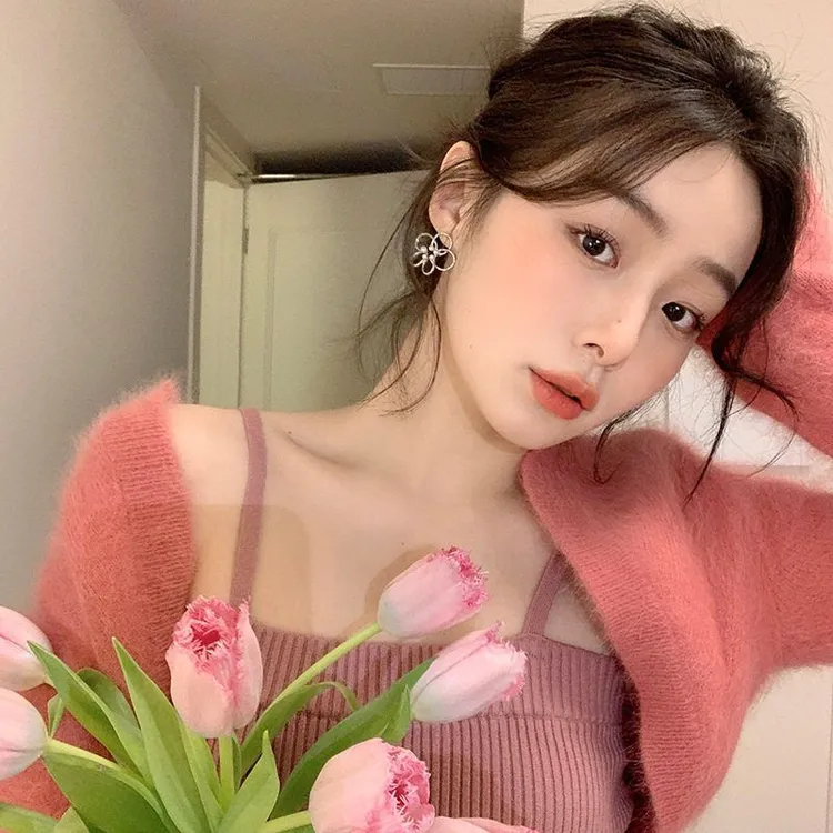 合金仿珍珠耳饰 春夏不规则花朵珍珠耳钉2025新款小众设计感耳饰