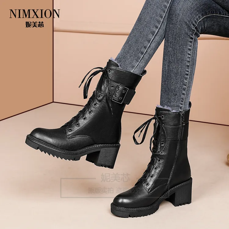 东北皮毛一体短靴女英伦风新款中跟真皮系带马丁靴羊羔毛保暖鞋子