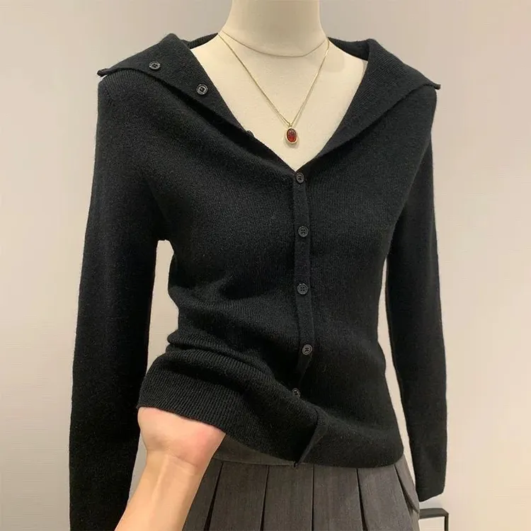 【80-200斤】翻领设计感别致上衣女秋冬洋气百搭修身显瘦长袖打底衫