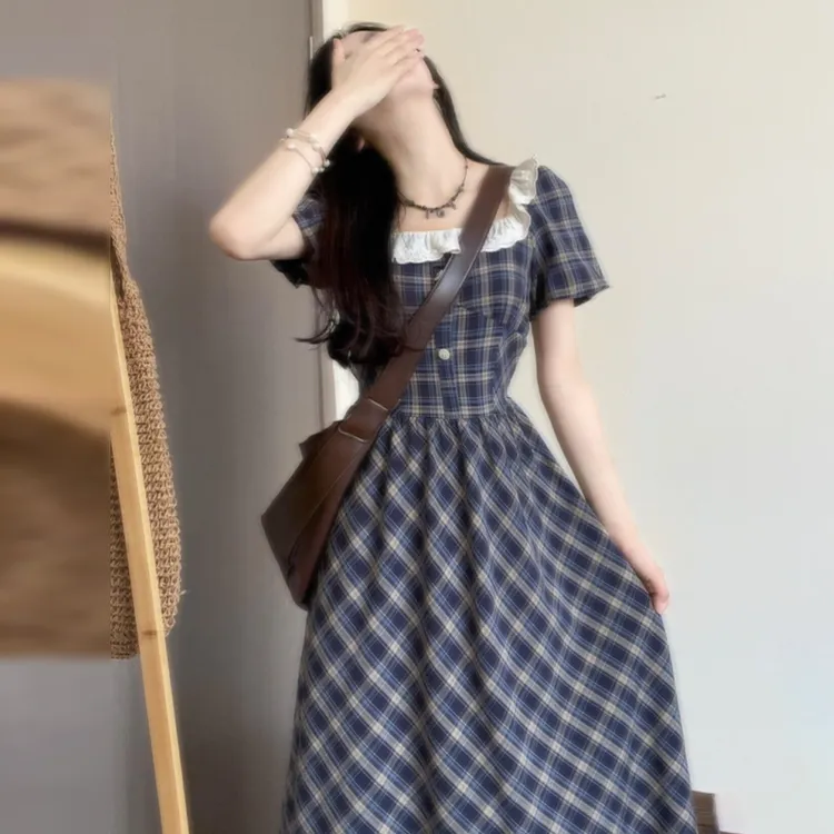 蓝色格纹连衣裙子女2025新款小个子初夏穿搭独特漂亮掐腰绝美长裙