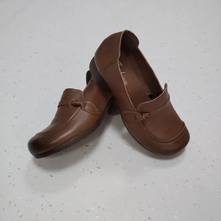 防滑粘胶鞋休闲风秋季单鞋粗跟女士牛津鞋休闲皮鞋