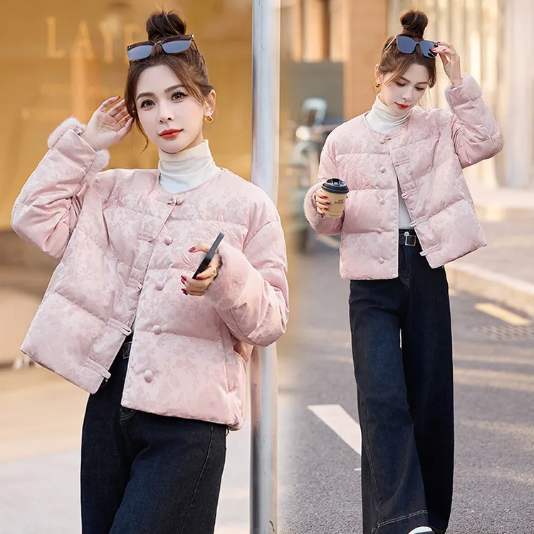 国风新款羽绒服短款女款爆款2025保暖时尚洋气轻薄外套妈妈新中式