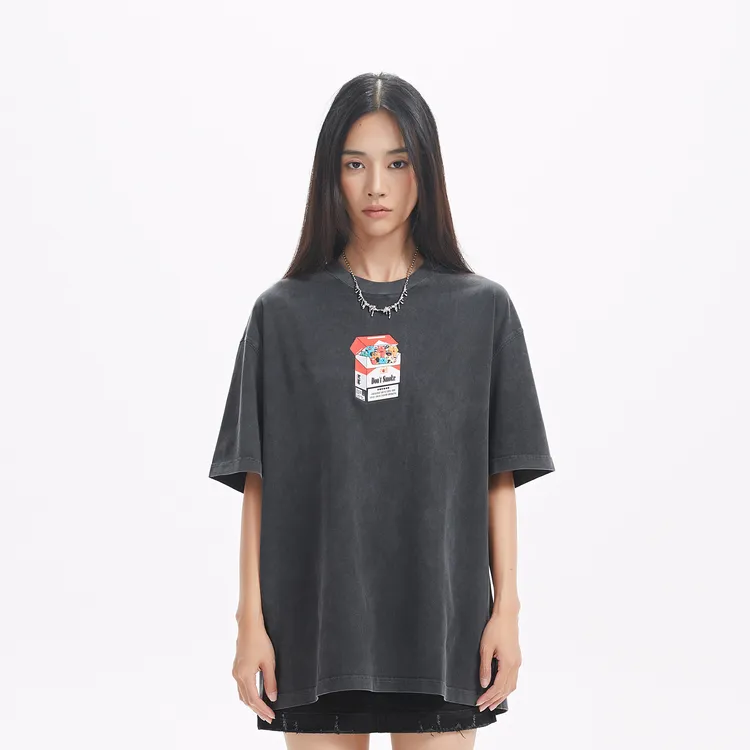 【LIUREGALI】设计师品牌新品男女黑粉猫猫烟盒印花圆领T恤春夏