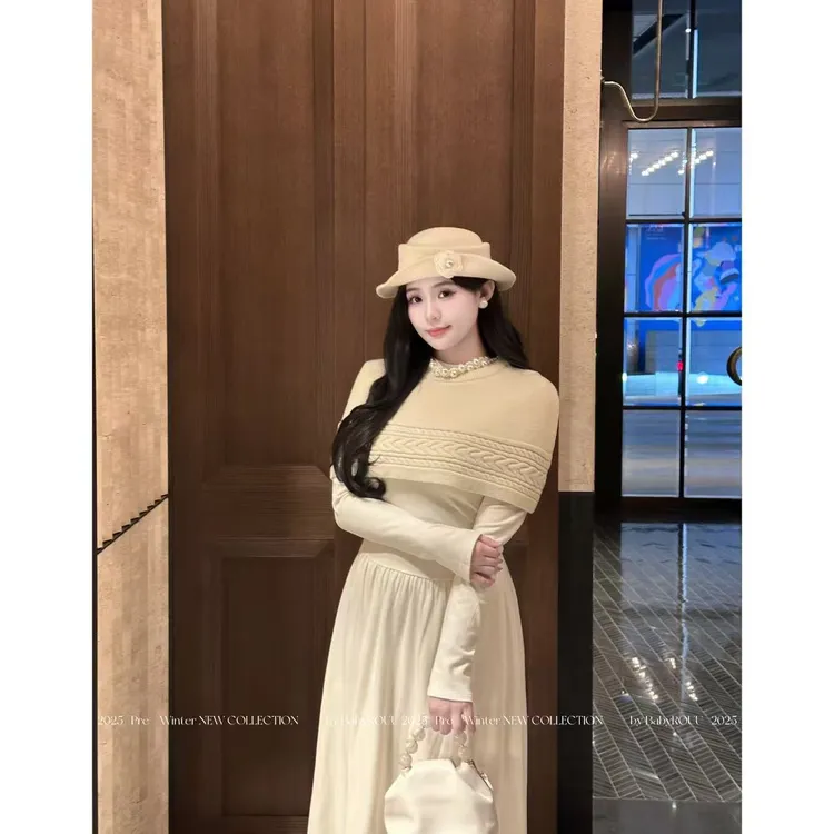 【珍珠絮语】温与柔清冷富家千金穿搭法式温柔风高级感斗篷连衣裙