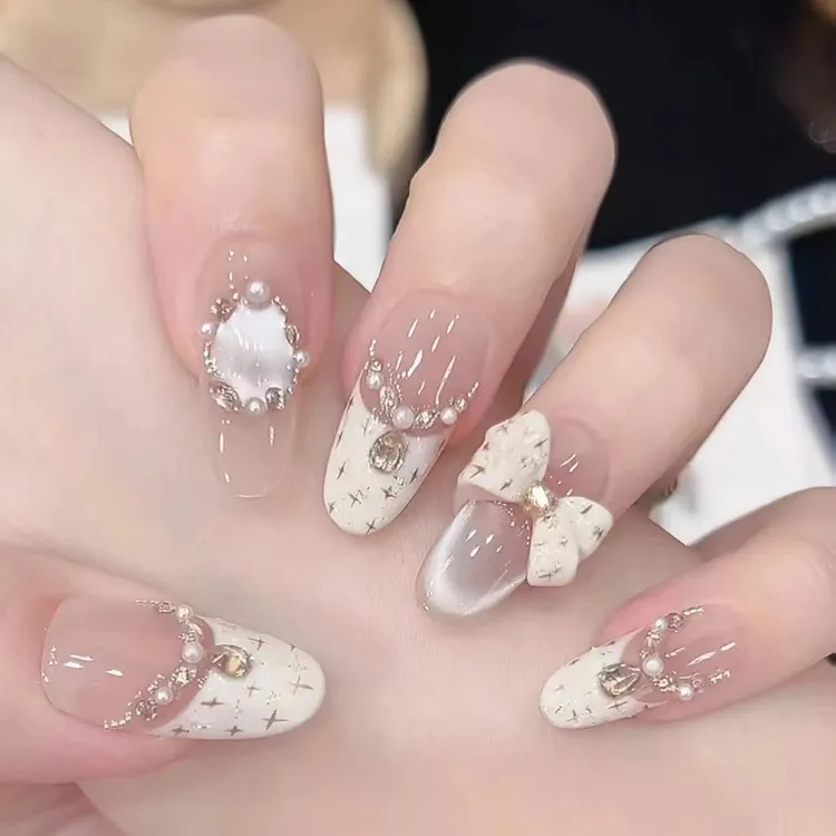 【名媛小香】纯手工小香风美甲气质显白秋冬轻奢高级感可拆卸美甲