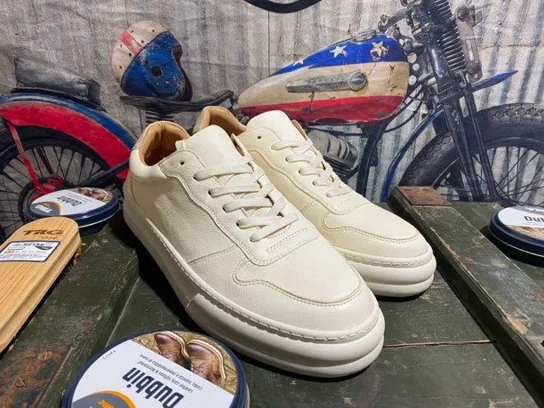 板鞋男鞋透气低帮牛皮板鞋休闲鞋夏季男士运动鞋白色小白鞋厚底