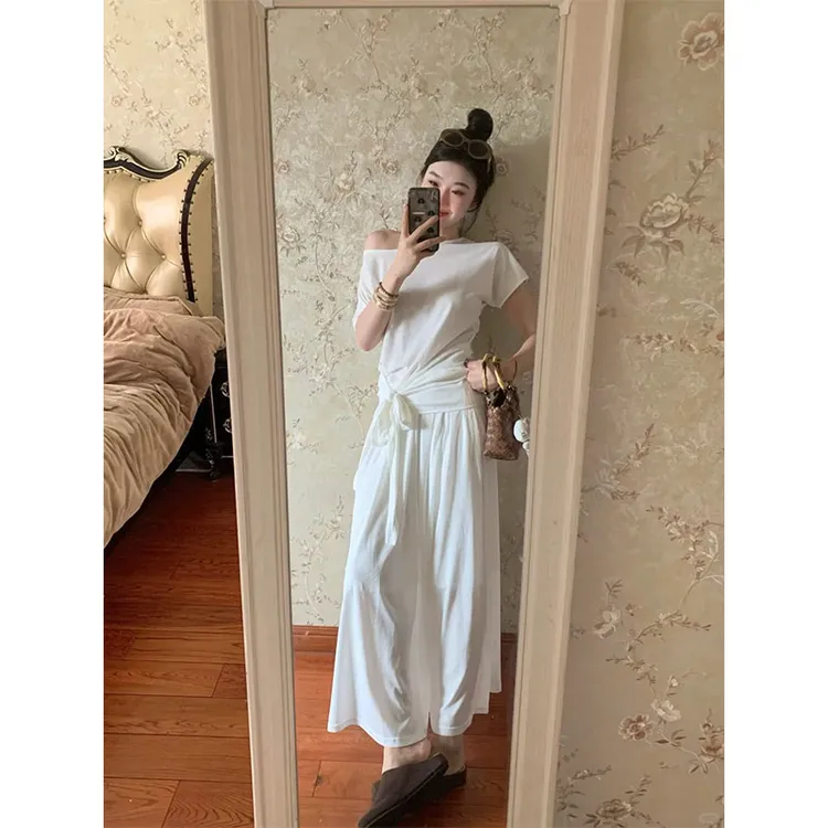 休闲白色设计感套装女2025新款夏季百搭斜肩T气质半身裙两件套潮